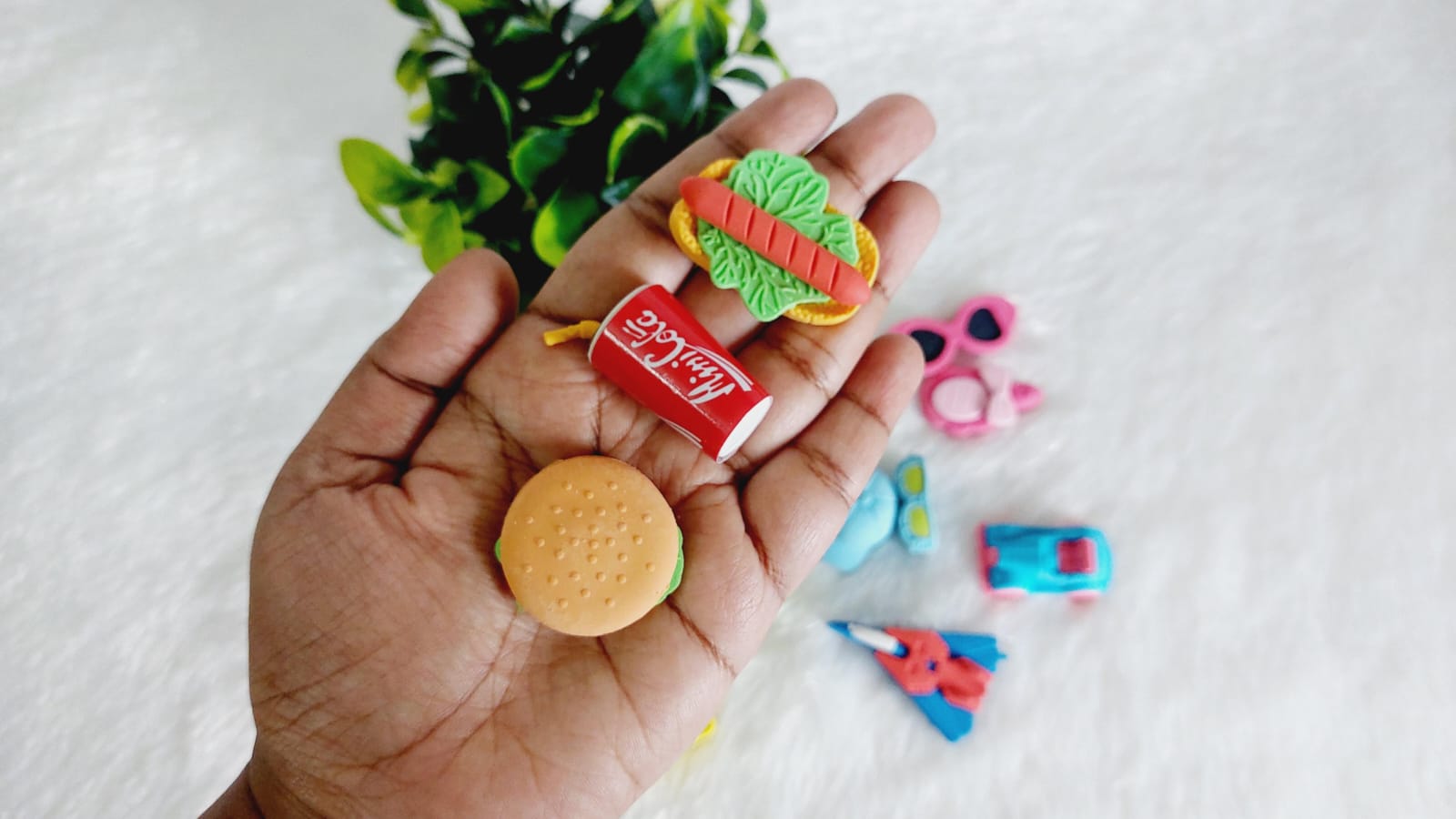 Cute 3D Eraser | Mixed design | Pack of 12 Pcs - Image 4