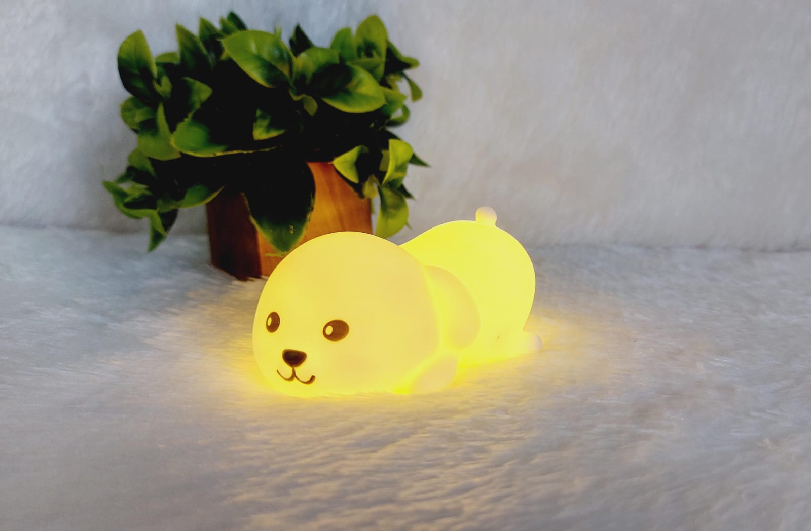 Mini Sleeping Dog Lamp