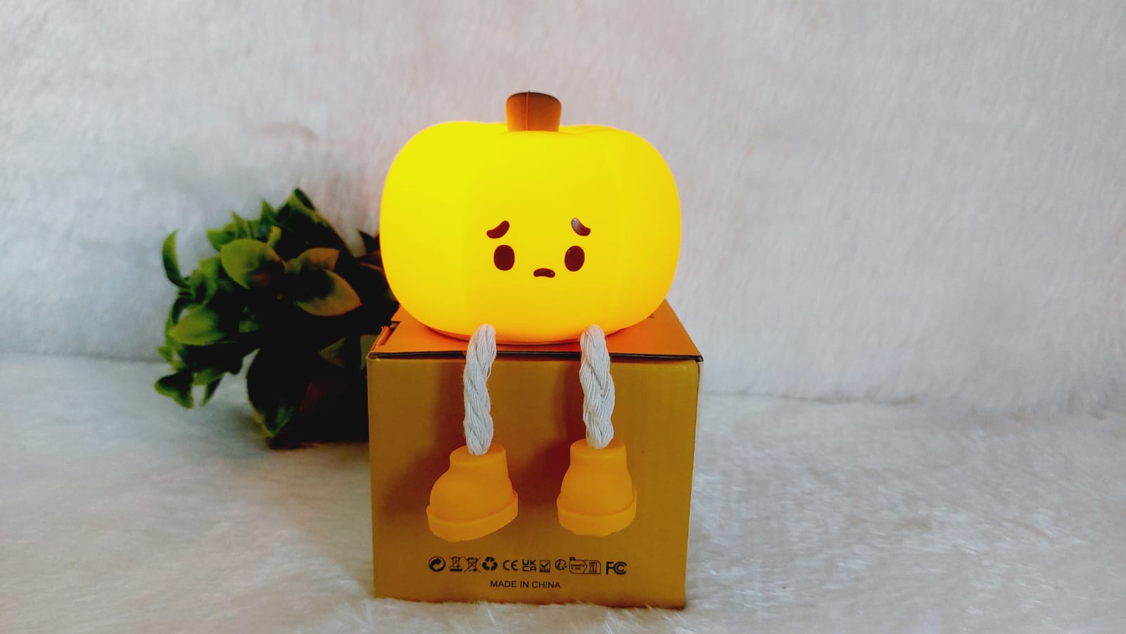 Pumpkin Silicon Touch Lamp - Image 6