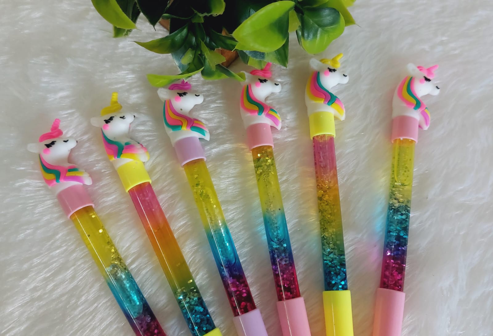 Unicorn Glitter Gel Pen - Image 2