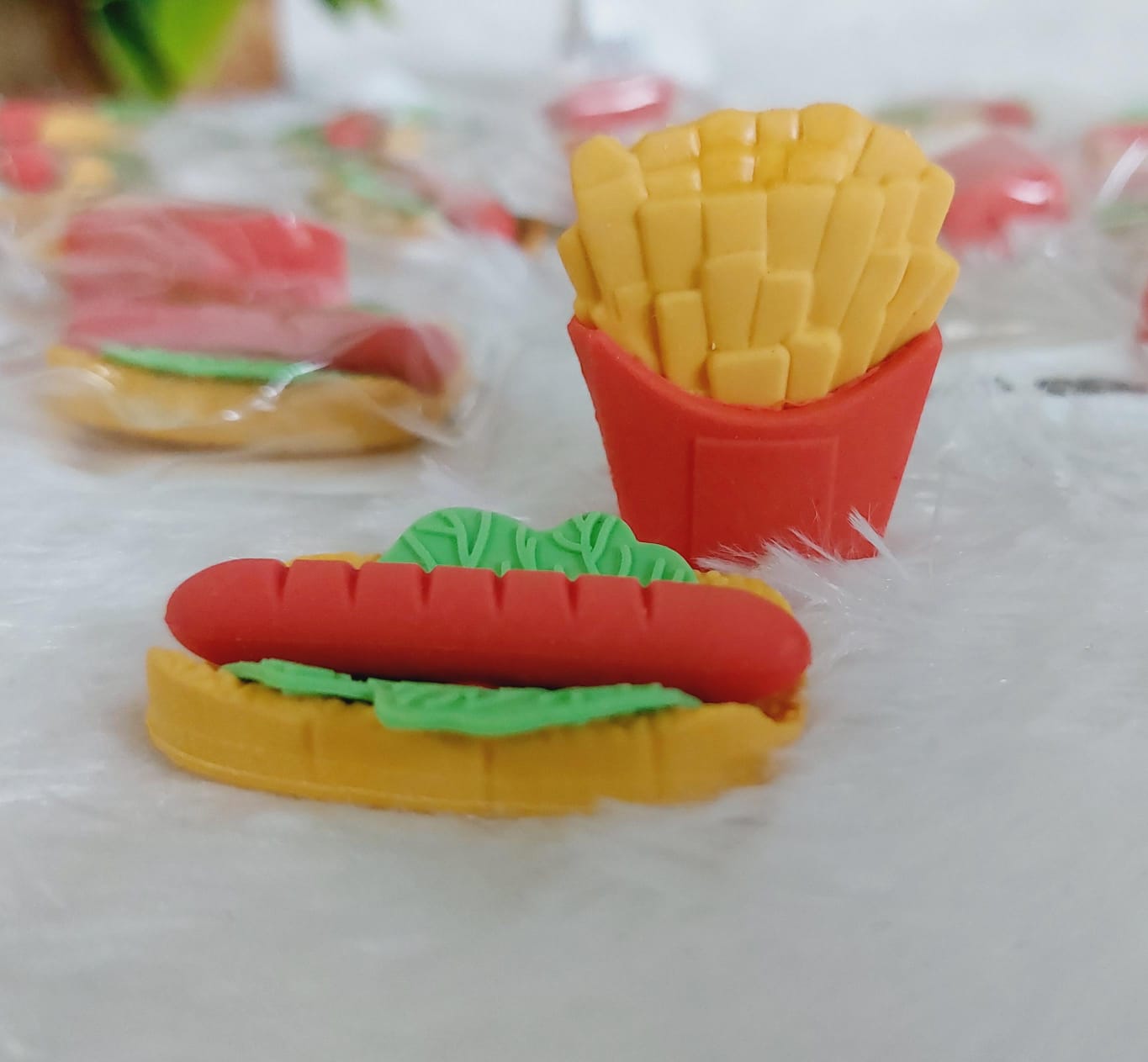 French Fries & Sandwich Eraser Combo- Pack of 2 - Image 3