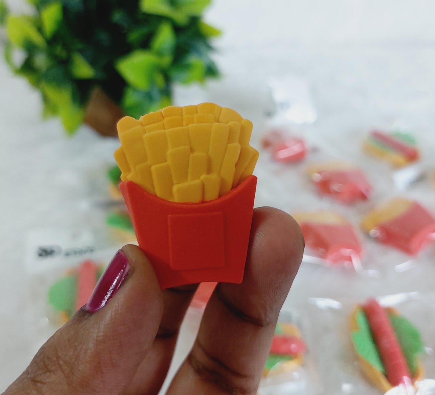 French Fries & Sandwich Eraser Combo- Pack of 2 - Image 5