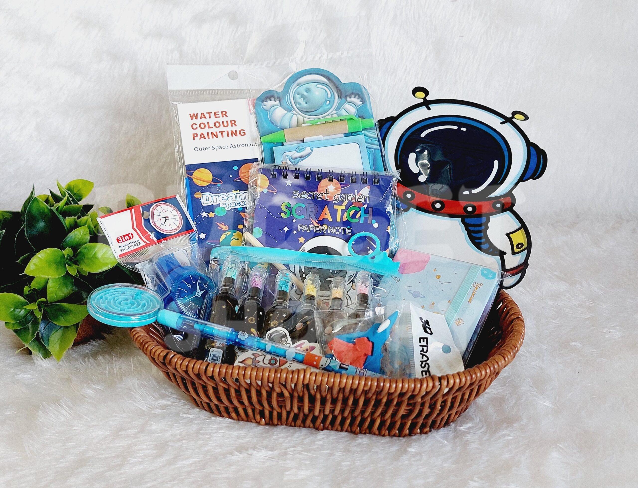 Space theme Gift Hamper - Image 5