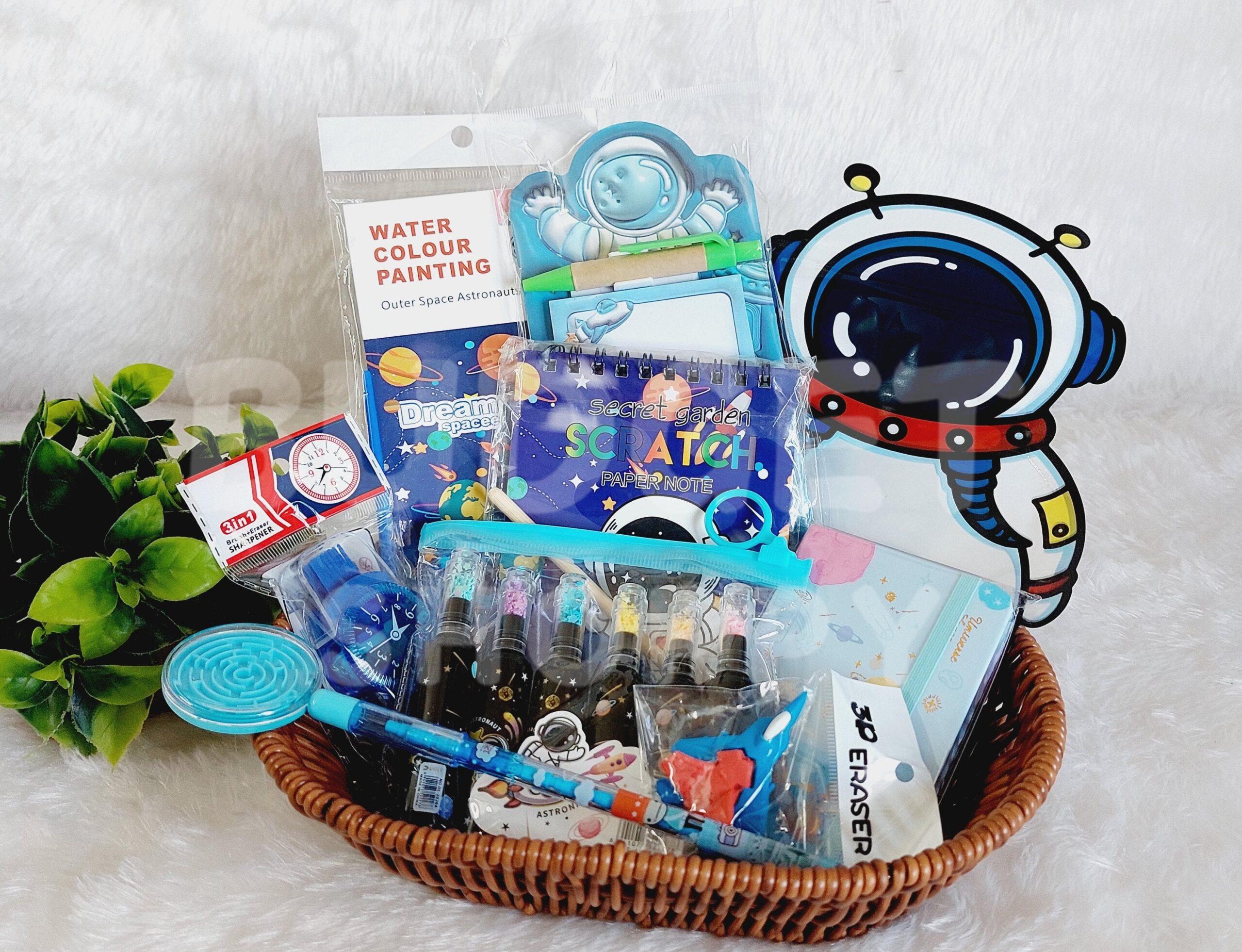 Space theme Gift Hamper - Image 2