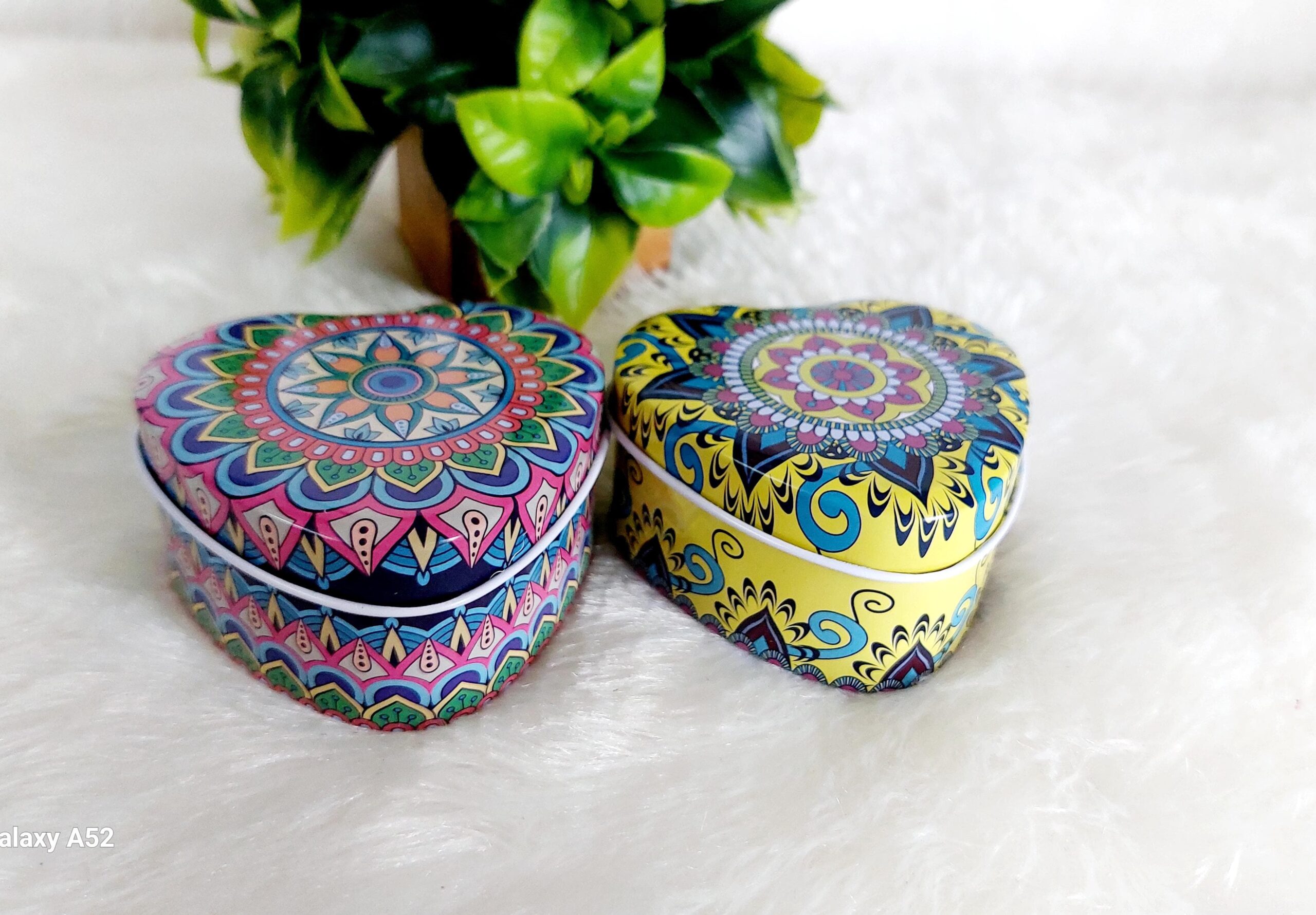 Heart Shaped Tin Box - Random Design - Image 6