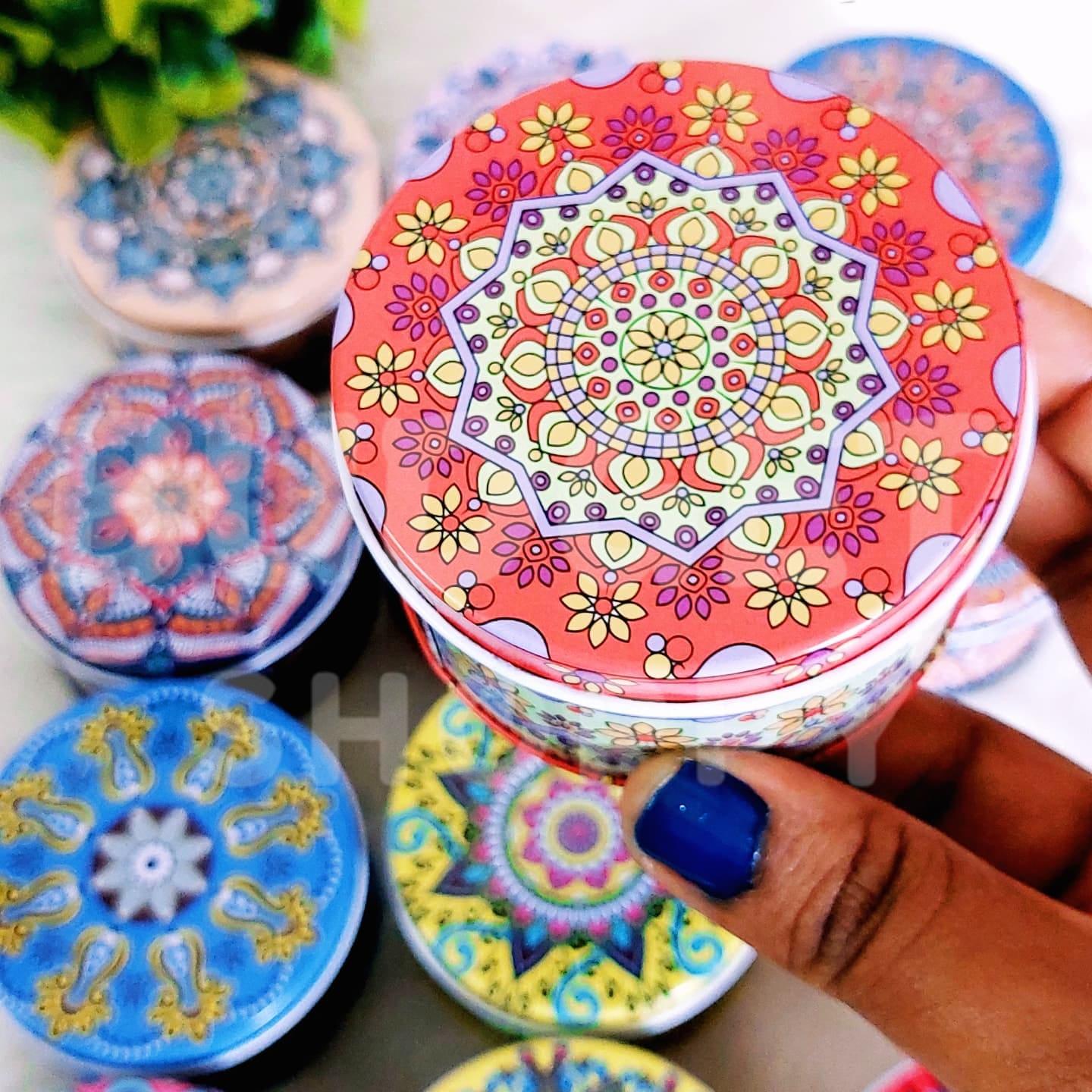 Plain Circular Shaped Tin box- Random Design - Image 3