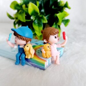 Selfie Couple Miniature Doll