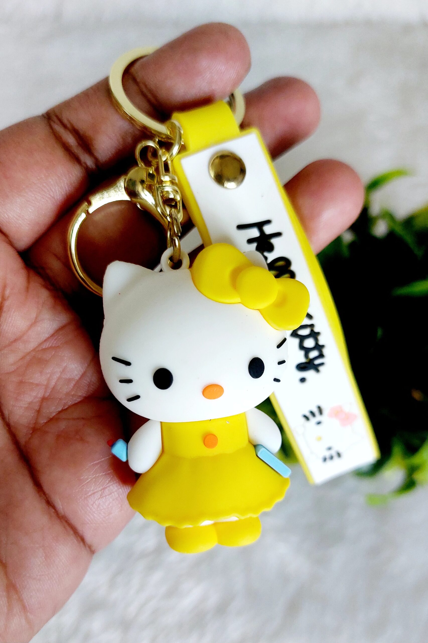 Hello Kitty Keychain (Model 2) - Image 4
