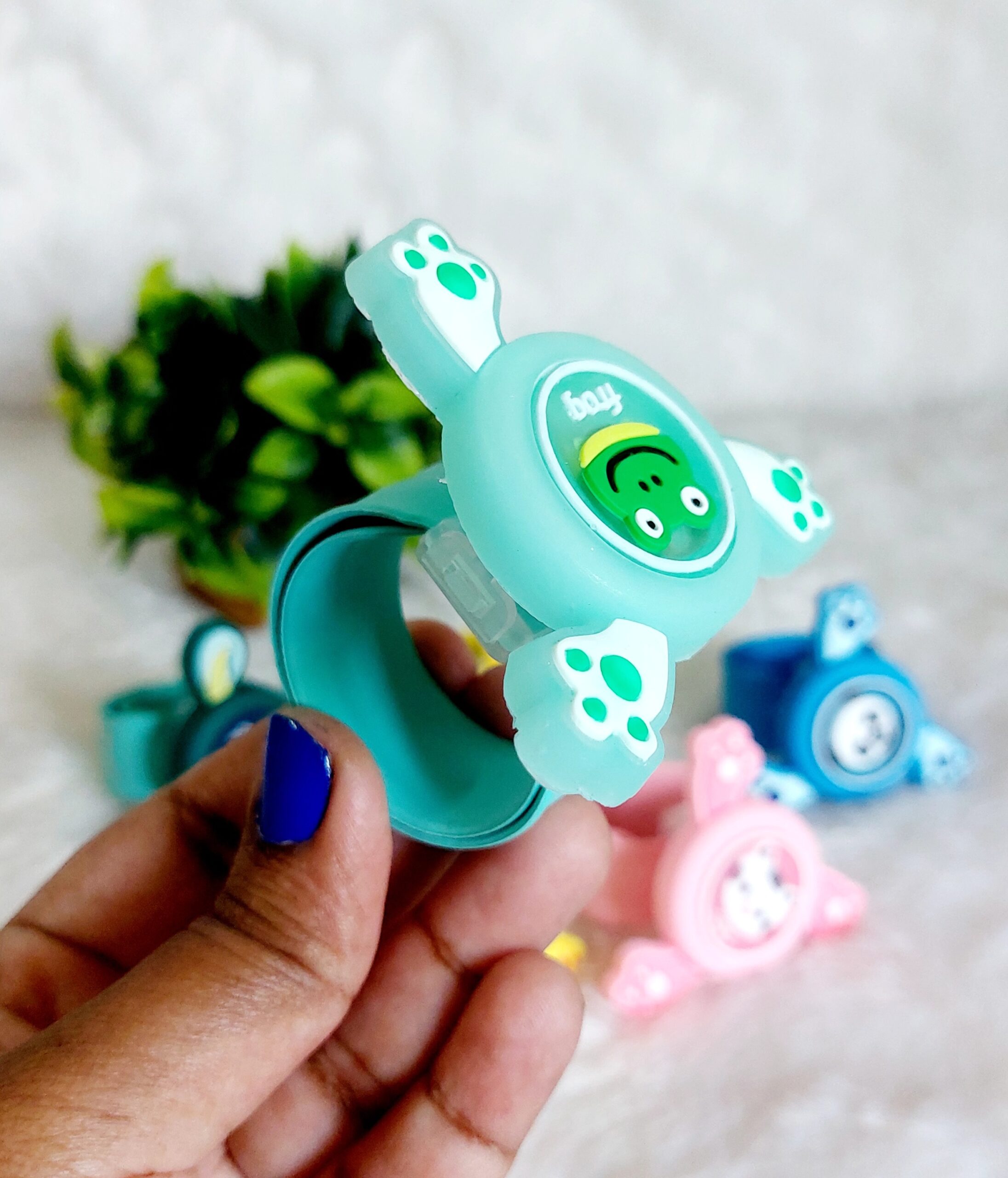 Spinner Wrist Band For Kids - Frog - Image 5