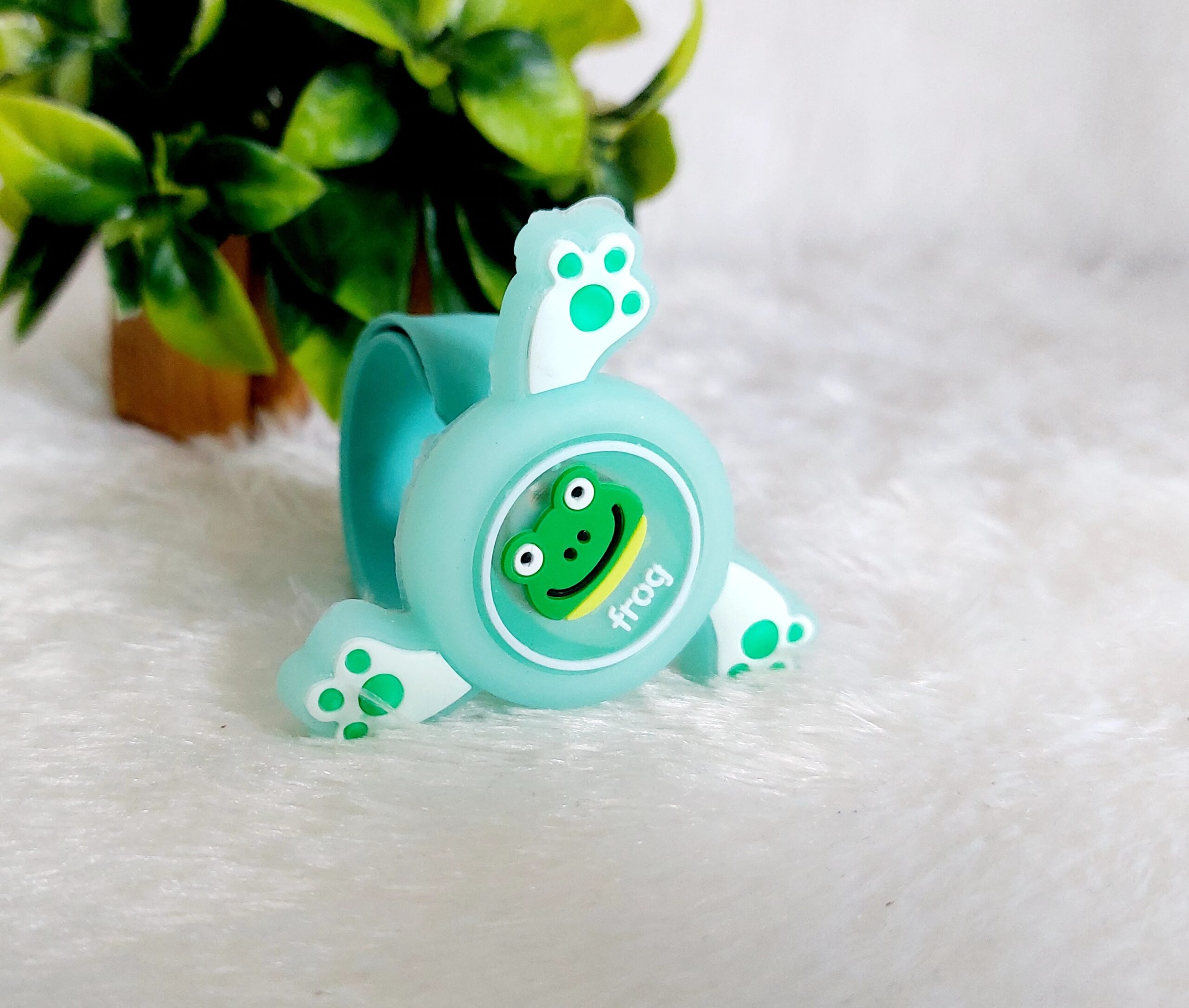 Spinner Wrist Band For Kids - Frog - Image 4