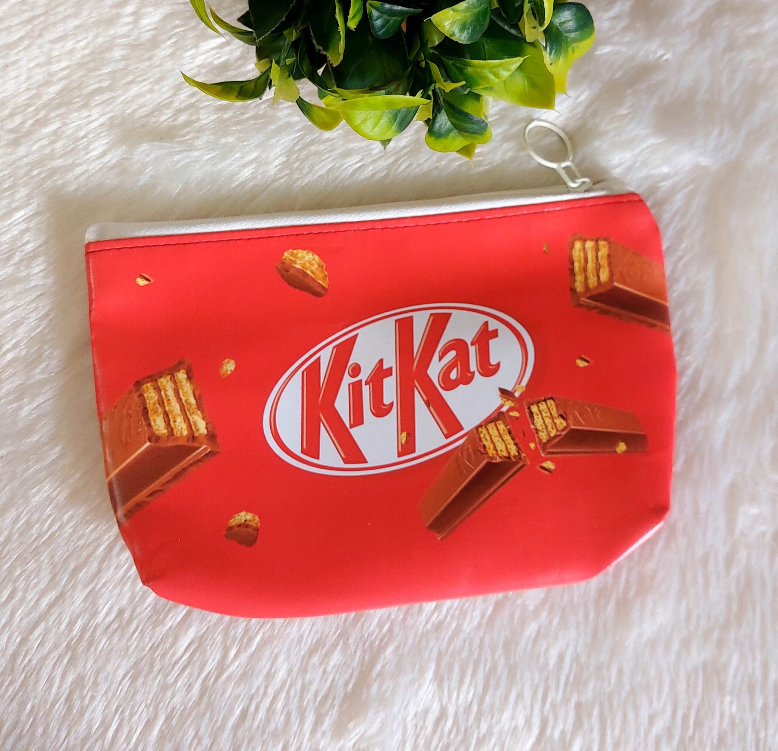 Snack Pouch - KitKat - Image 2