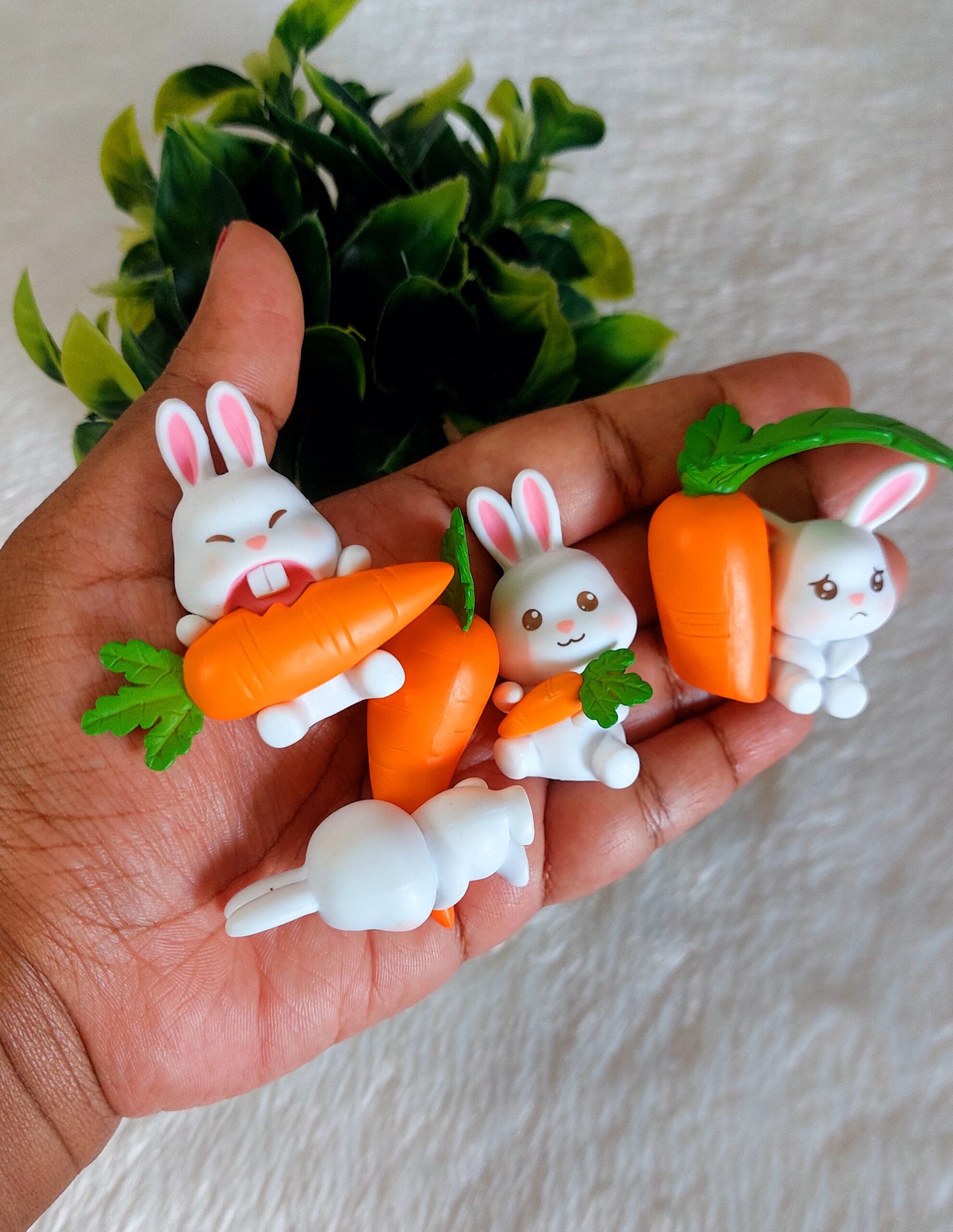 Bunny with Carrot Decor | Set of 4 Pcs - Image 2