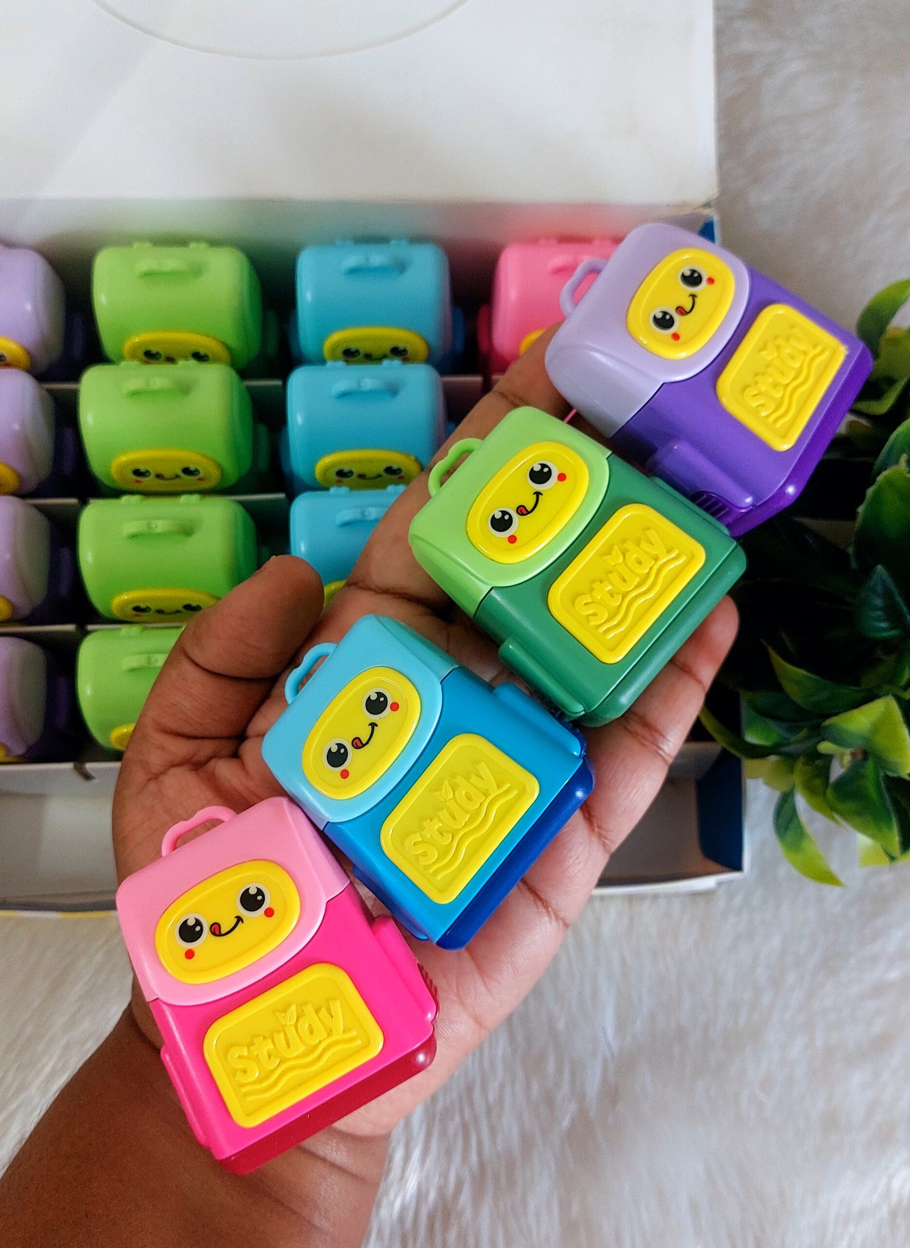 School Bag Sharpener and Eraser | Premium Quality | Random Colour - Image 4