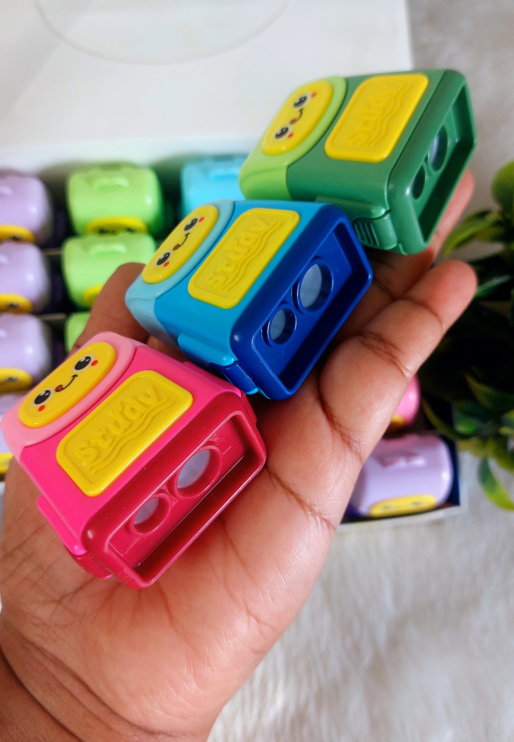 School Bag Sharpener and Eraser | Premium Quality | Random Colour - Image 7